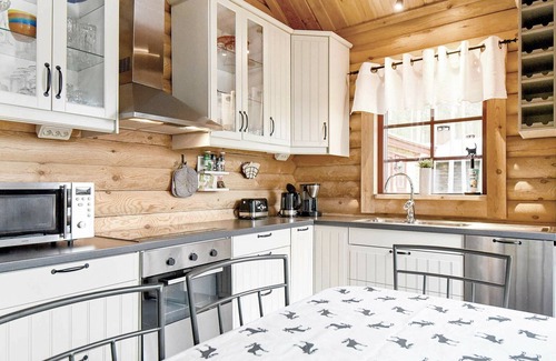 Stoten House | 6 person holiday home in SÄLEN-By Traum