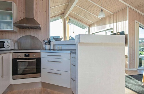 Skaven Strand House | 6 person holiday home in Tarm