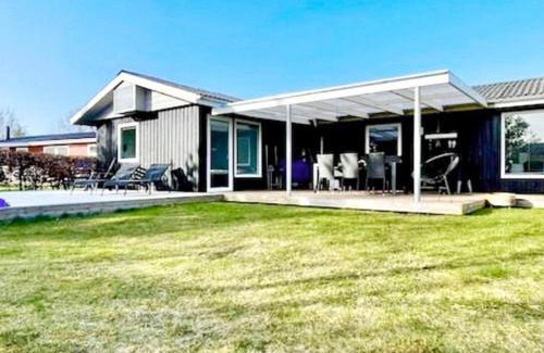Skaven Strand House | 6 person holiday home in Tarm-By Traum