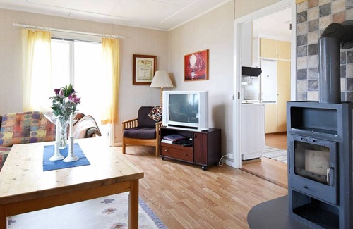 Kungshamn House | 6 person holiday home in HOVENäSET