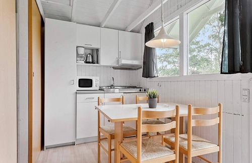 Lystrup House | 6 Person Holiday Park Home in Malling