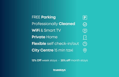 Failsworth House | 6 Sarah House by Truestays - 2 Bedroom Apartment - FREE Wifi & Parking