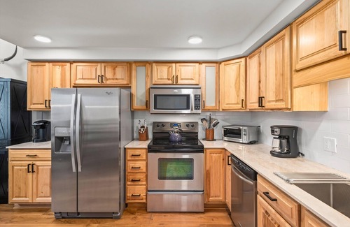 Snowmass Village Condo | 60 Fall Lane Sonnenblick #3 4 Bedroom Townhouse by RedAwning
