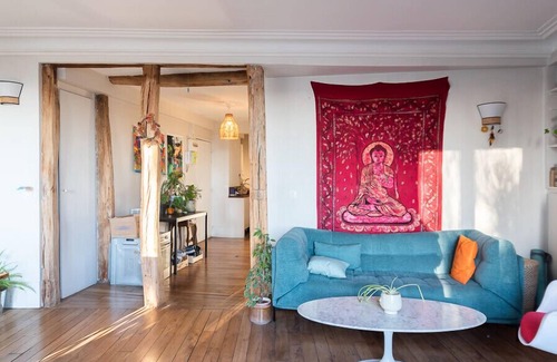 Belleville Apartment | 60 m² bright with a superb view on all Paris