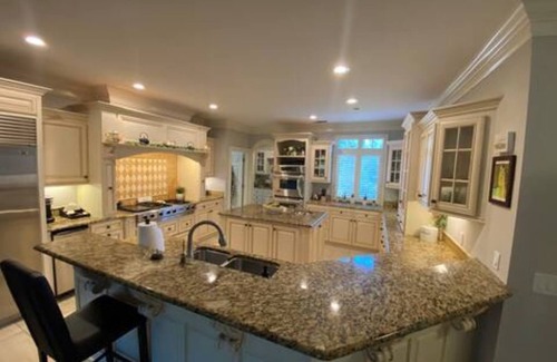 Upatoi House | 6000 sq ft home with Private Pool and Hot Tub, Sleeps 16 - 16 Acres