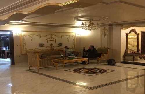 Abdin House | 6000 square foot home Stay at the pyramids!! Sleeps13