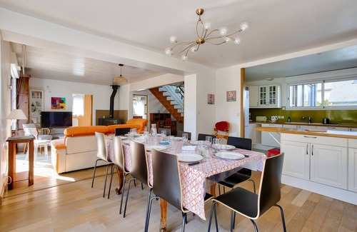 Saint-Briac-sur-Mer House | 600m from the beach, garden, house for 10