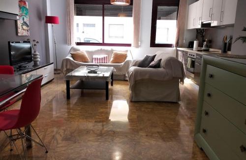 Valdeolleros Apartment | 602 Moderno y Amplio apartamento en Valdeolleros