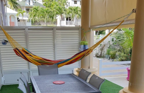 Grande-Terre Apartment | 60m2 apartment in a Creole villa on a protected paradise site