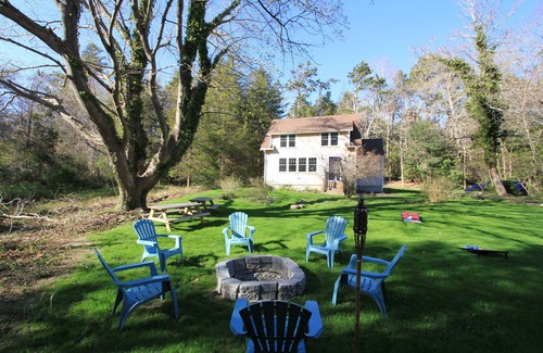 East Sandwich House | 611 Rt 6A- Family-friendly home near beach with spacious yard, pet-friendly!