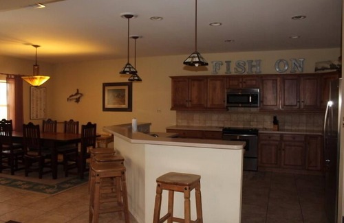 Port Mansfield House | 612 E. Port Up- Homely house on the water!
