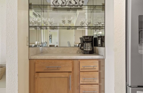 Sawgrass Condo | 622 Oceanfront Surf Villa: Calm & Cozy Retreat with Vintage Charm by the Sea