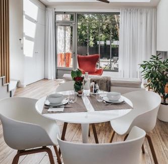 La Rochelle House | 64 Sur Le Mail