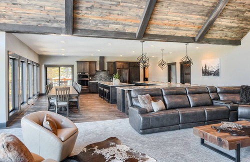 Lead Cabin | 6400+ Sq. Ft. Beautiful New Lodge in Powder House Pass w/Comm. Pool Access!