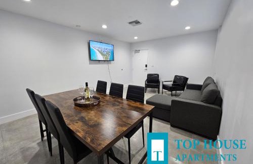 Miami Springs Apartment | 645 Airport Top House Apartments