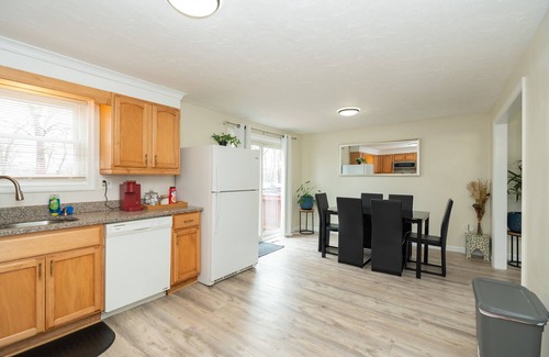 Randolph Apartment | 65 - 5BR - Randolph Elegant Haven near Dog Park