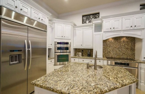 Palm Beach Country Estates House | 6500sf Luxe Design 8BR Mansion/Heated Pool/Cinema