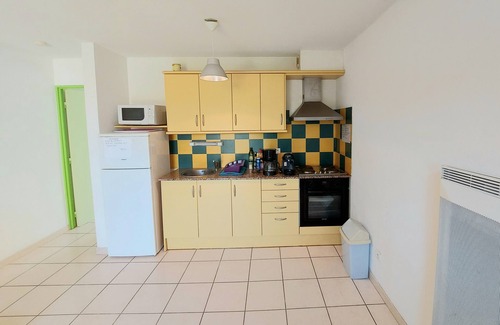 Latour-Bas-Elne Apartment | 65m2 wifi 2ch garden 2km sea 6pers parking ok pets vacation vouchers