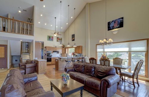 Roach House | 6600 sf, Beds for 33, Hot Tub, Theatre, Game Rm , Entertainers Dock, Great Views
