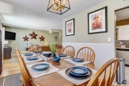 Central Colorado Springs House | 6BD near Garden of the Gods-Palmer Park
