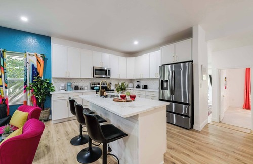 Dallas House | 6Br 4Bath Home Just 5 Minutes to Lower Greenville