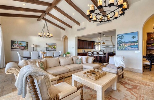 San Jose del Cabo Villa | 6BR - 6BTH Ocean, Desert & Hacienda Charm