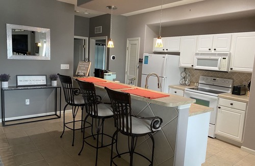 Lake Ozark Condo | 6th Floor Views! 2-Bedroom, 2-Bathroom. Beautiful Lakeside Pool!