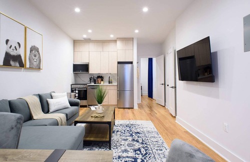 Park Slope Apartment | 7-1 2BR/1Bath in Prime Park Slope