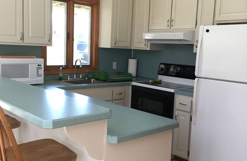 Charlestown House | 7/26-8/02 and 8/16-8/23 Still Available!