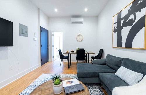Park Slope Apartment | 7-3 2BR/1Bath in Prime Park Slope