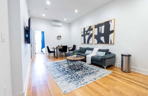 Park Slope Apartment | 7-3 2BR/1Bath in Prime Park Slope
