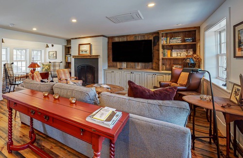Wells House | 7-acre country hideaway with apple orchard & serene views - few miles to beaches