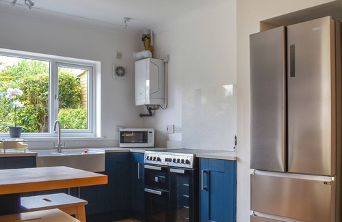 Lowestoft Cottage | 7 bedroom accommodation in Lowestoft
