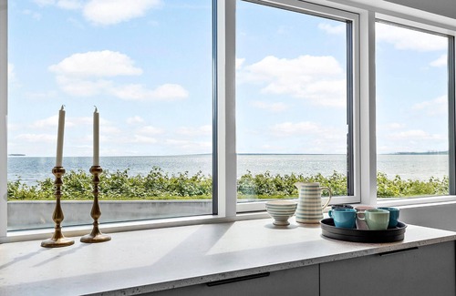 Egsmark Strand House | 7 bedroom cozy home in Ebeltoft