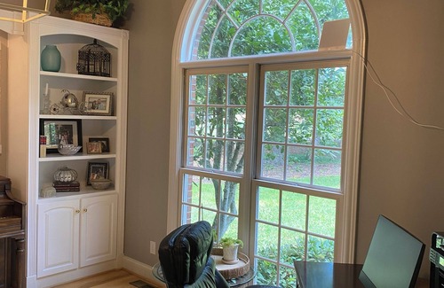 Trinity House | 7 BEDROOM HOUSE CLOSE TO FURN MRK, HPU, ADAUMONT FARM - anywhere in Piedmont NC