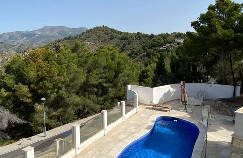 Almunecar Villa | 7 Bedroom Villa in Cerro Gordo