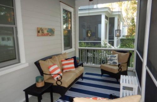 Habersham Apartment | 7 Canton Row