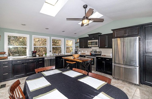 Hot Springs Village House | 7 Frontera Circle - HDTV WIFI Beautifully renovated vacation rental home in