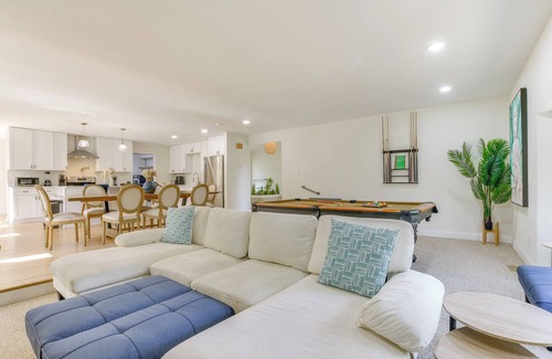 Durham House | 7 Mi to Dtwn Durham: Home w/Hot Tub & Game Room!