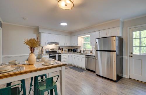 North Raleigh House | 7 Mi to Dtwn Raleigh BBQ-Ready Townhome!