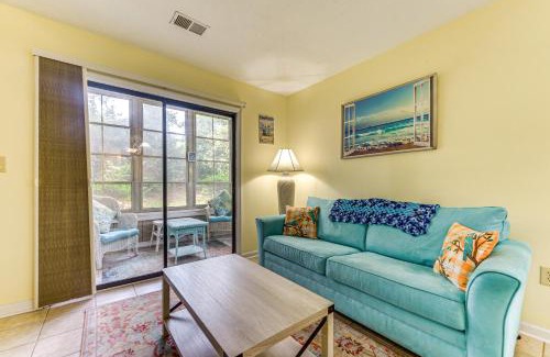 Little River Apartment | 7 Mi to North Myrtle Beach Condo with Pool Access