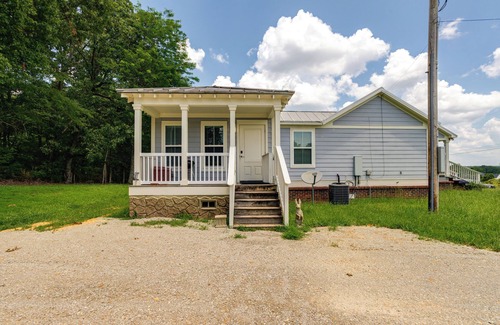 Oxford Cottage | 7 Mi to Ole Miss: Quiet Rural Retreat w/Yard!