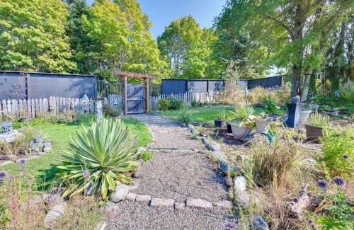 Port Angeles Apartment | 7 Mi to Olympic National Park Port Angeles Apt!