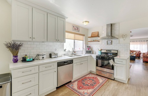 Hemet House | 7 Mi to Soboba Casino: Hemet Home w/Patios!