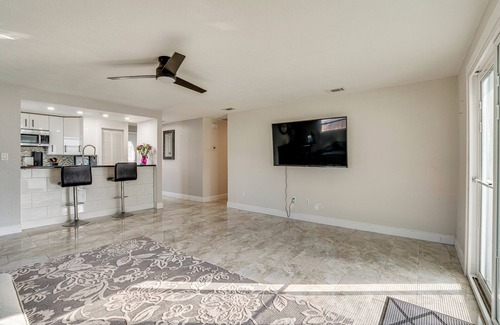 Fairvilla House | 7 Mi to Universal Orlando: Centrally Located Home!