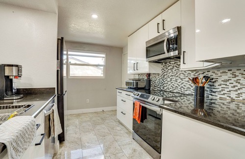 Fairvilla House | 7 Mi to Universal Orlando: Centrally Located Home!