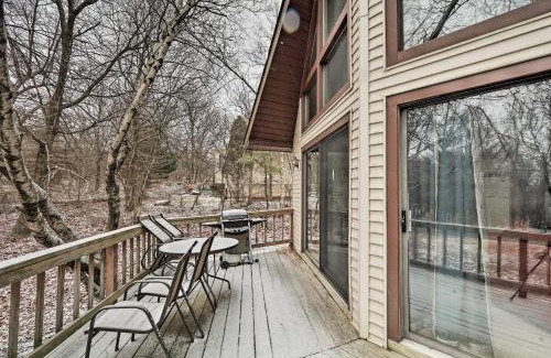 Albrightsville House | 7 miles to State Park Poconos Getaway with Deck!