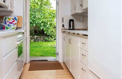 Beder Malling House | 7 person holiday home in Malling