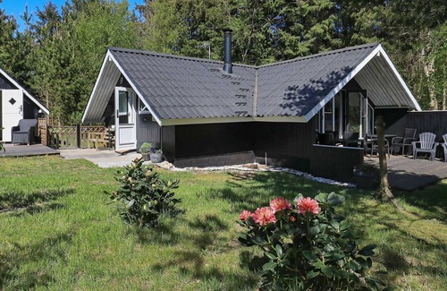 Nordost House | 7 person holiday home in Sæby