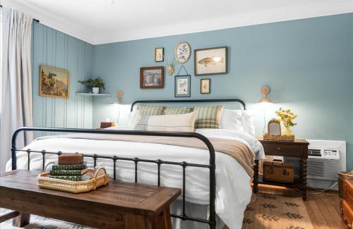 Lookout Mountain Bed & Breakfast | 7- Rock Island Cottage